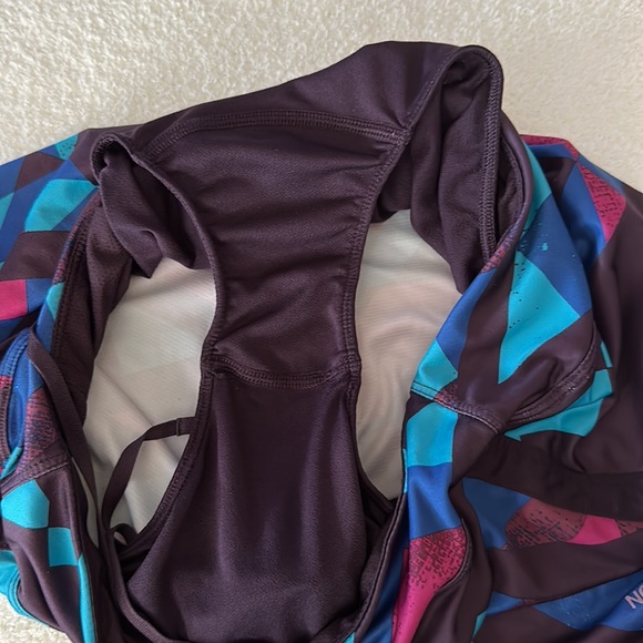 The North Face Flash Dry Shorts - Picture 5 of 8